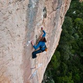 natalie cruising to reach the crux